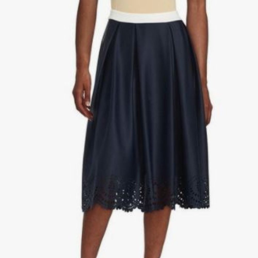 NWT Karl Lagerfeld navy & white die cut skirt 10